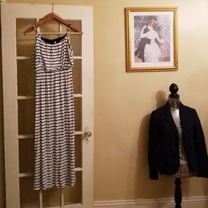 Black and white Maxi